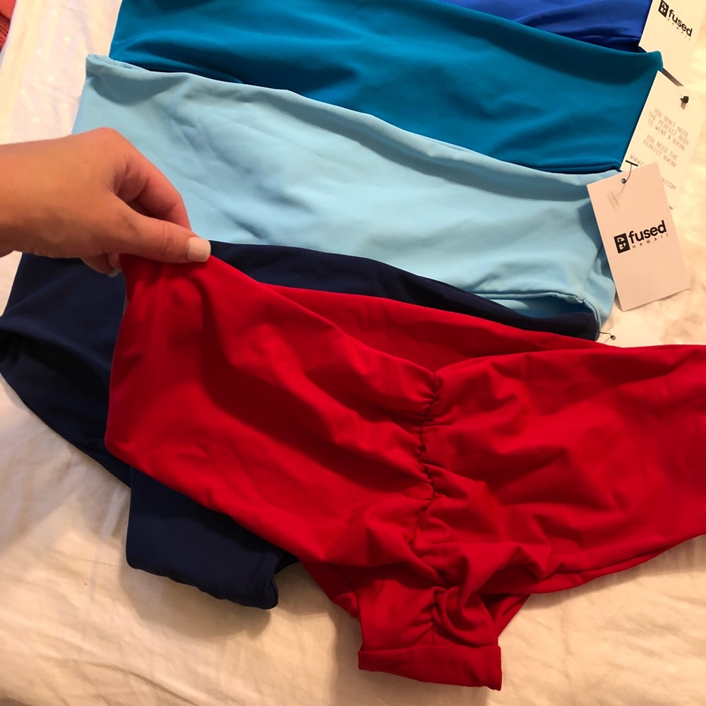 Fused Hawaii- Kona style swim bottoms, size Large